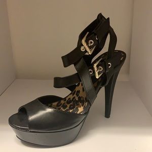 Guess platform black peep toe heels, no wear